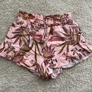 Wild Fable ruffle shorts Size S